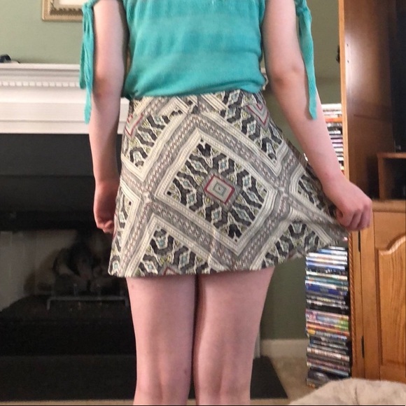 Forever 21 Patterned Skirt - Picture 3 of 4